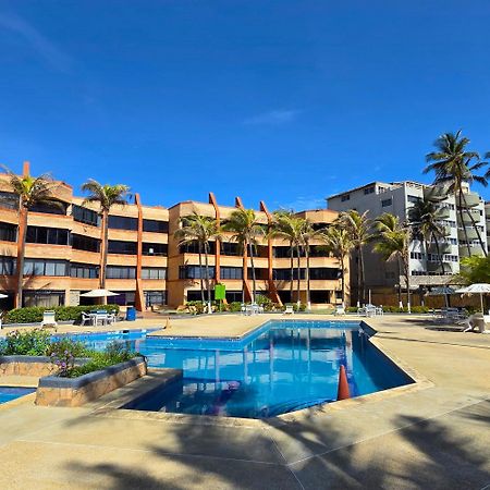 Tucacas, Frente Al Mar, Balcon, Piscina Y Playa Privada Apartment Exterior foto