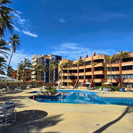Tucacas, Frente Al Mar, Balcon, Piscina Y Playa Privada Apartment Exterior foto
