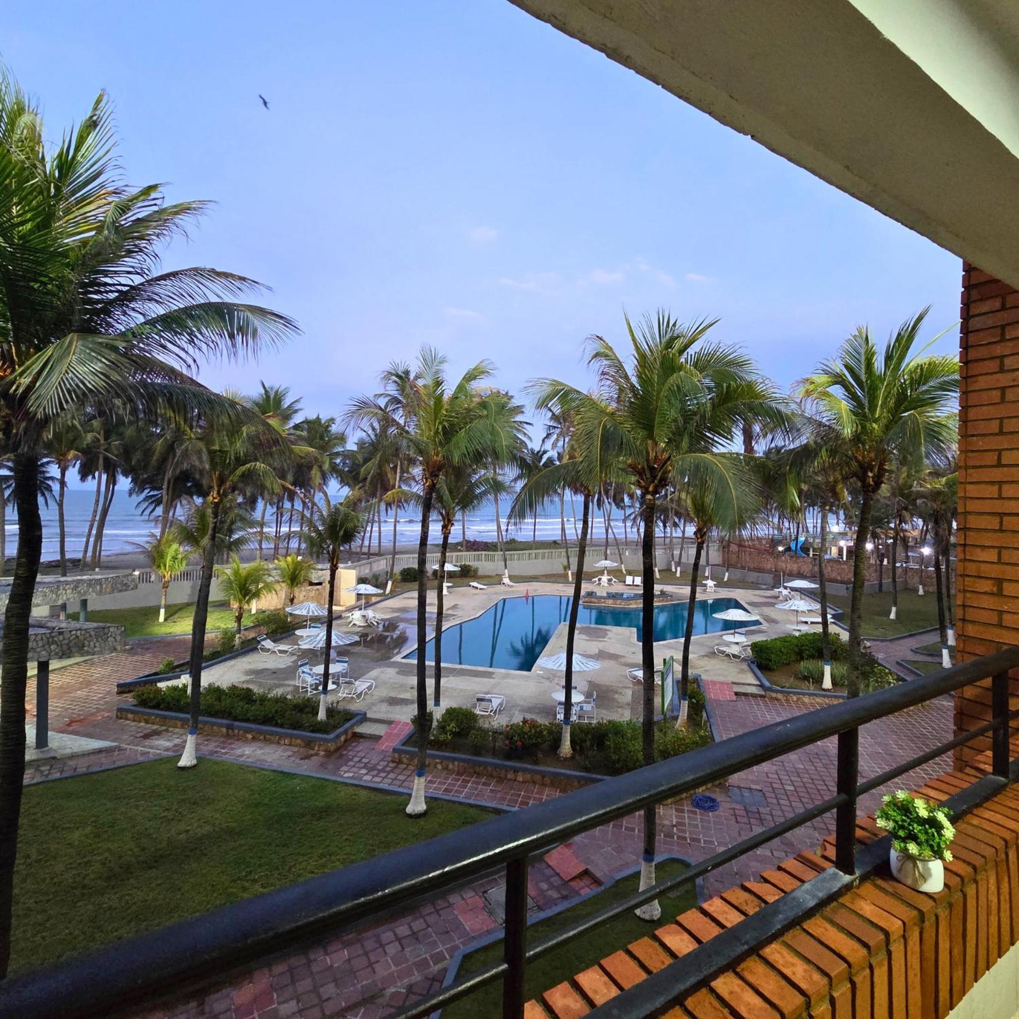 Tucacas, Frente Al Mar, Balcon, Piscina Y Playa Privada Apartment Exterior foto